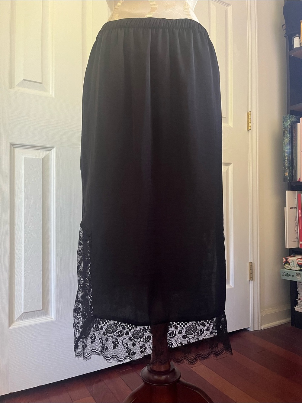 Who What Wear Black Satin Skirt with Lace Trim US Women’s Size M